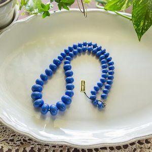 NWT Vintage Lucite plastic bead necklace